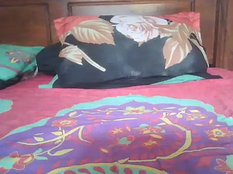 Snapshot of Nuttysub chatting on October 2025 01:39:01 AM Nuttysub online show from October 2025 01:39:01 AM