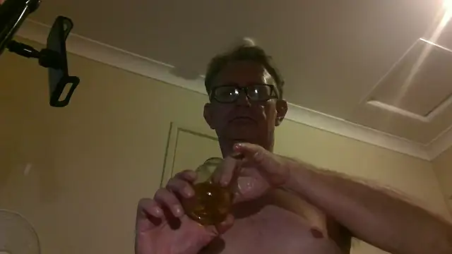 Snapshot of butseriouslykahnt chatting on January 2025 05:37:01 PM butseriouslykahnt online show from January 2025 05:37:01 PM