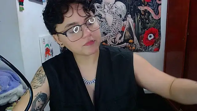 isabeautyx19 online show from May 2026 12:06:02 AM
