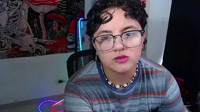 isabeautyx19 online show from July 2026 07:31:01 PM