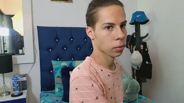 grey   27 online show from March 2025 05:39:01 PM