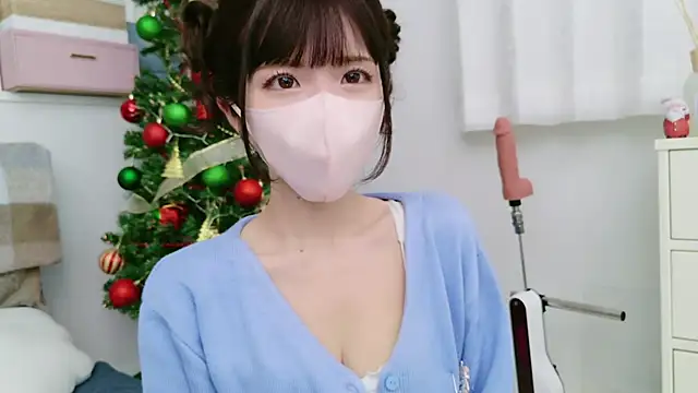 Snapshot of -minami- chatting on December 2024 02:15:01 PM -minami- online show from December 2024 02:15:01 PM