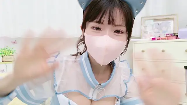 Snapshot of -minami- chatting on October 2025 12:16:02 PM -minami- online show from October 2025 12:16:02 PM