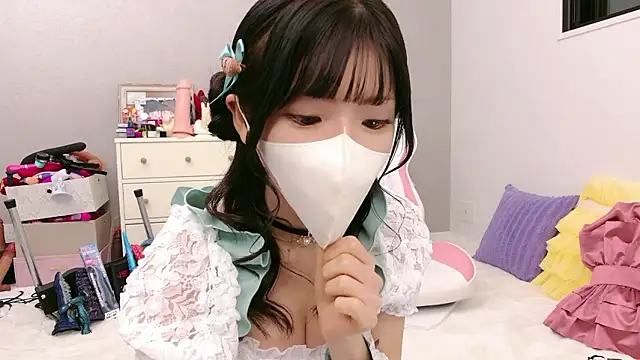 -minami- online show from May 2026 12:00:01 PM