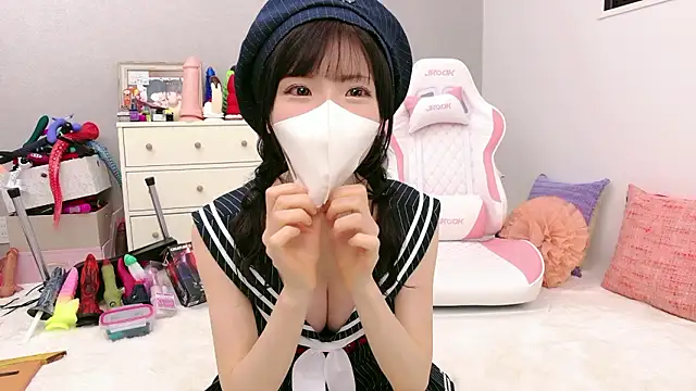-minami- online show from May 2026 12:13:02 PM