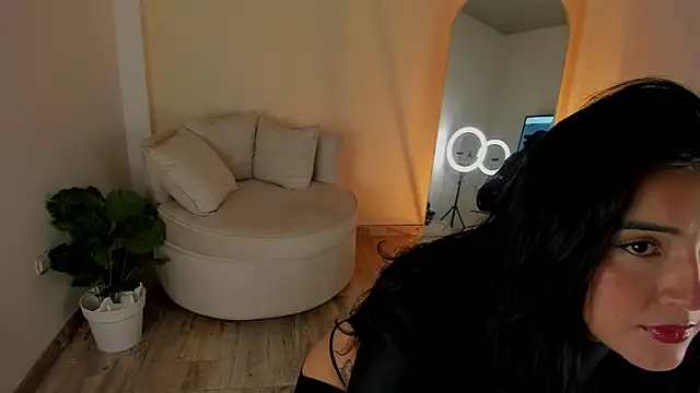 Snapshot of miss_catalina9 chatting on December 2024 05:16:01 AM miss catalina9 online show from December 2024 05:16:01 AM