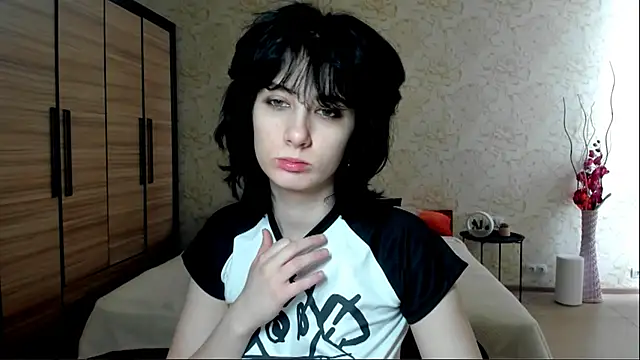 Snapshot of JulisSweet chatting on February 2025 07:40:01 AM JulisSweet online show from February 2025 07:40:01 AM