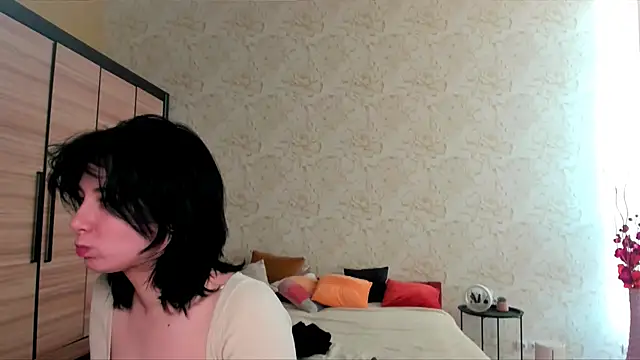 Snapshot of JulisSweet chatting on February 2025 12:19:02 PM JulisSweet online show from February 2025 12:19:02 PM