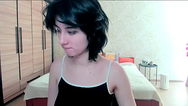 Snapshot of JulisSweet chatting on February 2025 07:35:01 AM JulisSweet online show from February 2025 07:35:01 AM