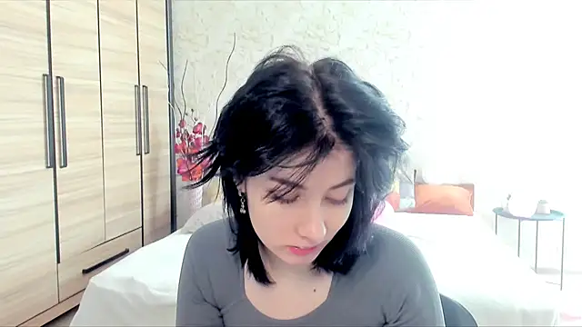 Snapshot of JulisSweet chatting on March 2025 07:27:02 AM JulisSweet online show from March 2025 07:27:02 AM