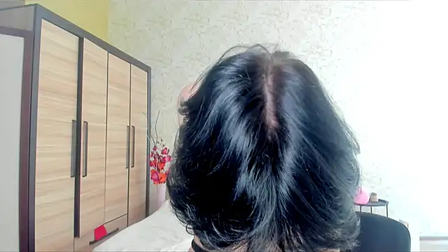 Snapshot of JulisSweet chatting on March 2025 10:48:01 AM JulisSweet online show from March 2025 10:48:01 AM