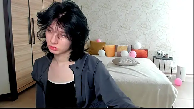 Snapshot of JulisSweet chatting on March 2025 07:26:01 AM JulisSweet online show from March 2025 07:26:01 AM