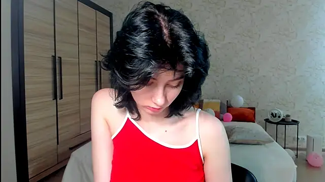 Snapshot of JulisSweet chatting on March 2025 07:48:01 AM JulisSweet online show from March 2025 07:48:01 AM