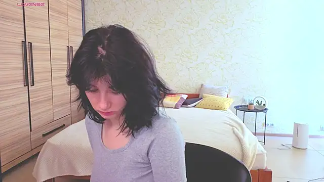 Snapshot of JulisSweet chatting on September 2025 06:59:02 AM JulisSweet online show from September 2025 06:59:02 AM