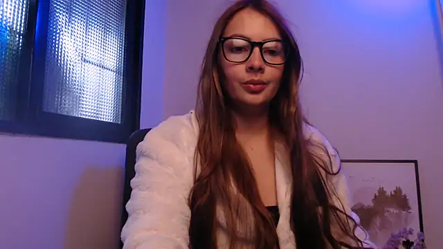 lalawhitte online show from April 2026 11:35:01 AM