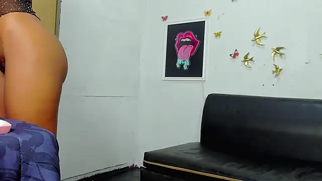 Snapshot of Ebonydollxx chatting on September 2025 09:07:02 PM Ebonydollxx online show from September 2025 09:07:02 PM