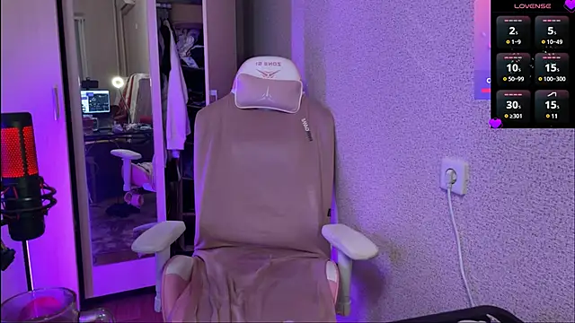 Katrin  kiss online show from February 2025 05:20:02 PM