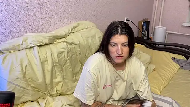 Katrin  kiss online show from May 2026 06:14:02 PM