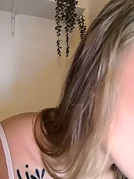 Goldloeckchen159 online show from October 2025 07:09:02 PM