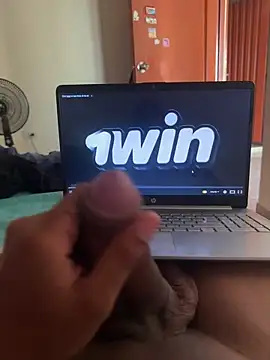 AlexisHub03 online show from March 2026 10:15:01 PM