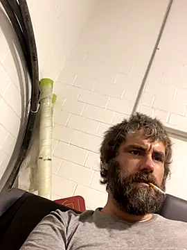 bigJohnson223 online show from October 2025 08:00:02 PM