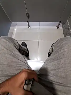 johny 69dxh online show from January 2025 07:42:01 AM