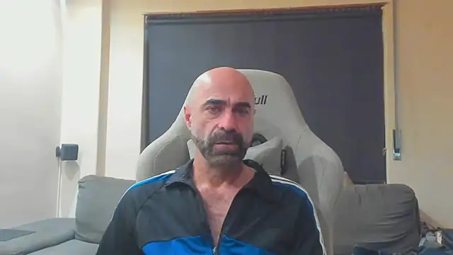 Bicopflirt online show from November 2025 04:31:02 PM