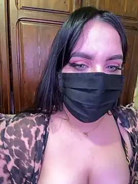 Snapshot of AMBER_SEXY99 chatting on December 2024 12:31:01 AM AMBER SEXY99 online show from December 2024 12:31:01 AM