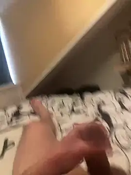 LivingLegend1978 online show from February 2025 08:33:01 AM