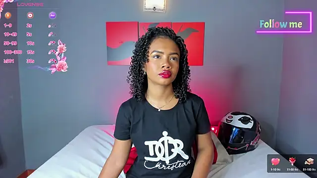 EmmaSmith06 online show from January 2025 05:44:01 PM