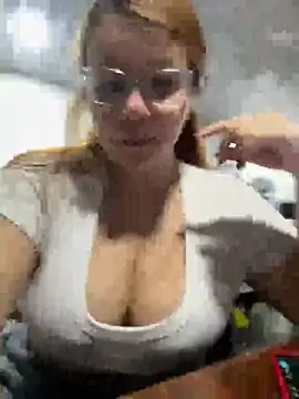 solecito 22 online show from February 2026 01:51:01 AM
