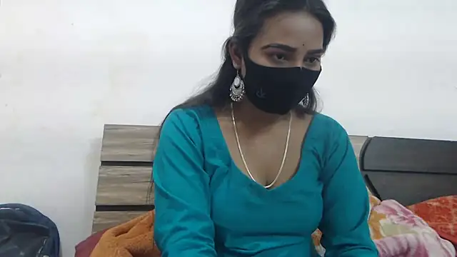 wildbabes online show from May 2026 06:13:02 PM