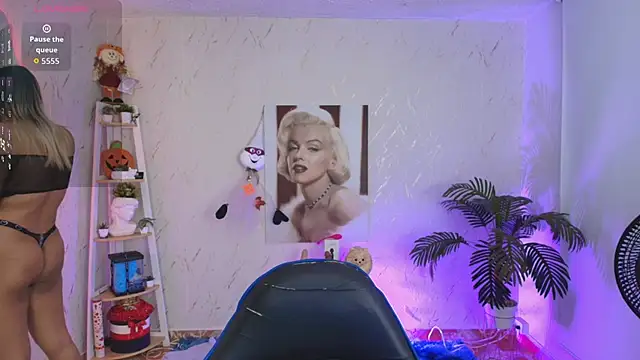 SALOOMEE   online show from February 2026 10:12:01 AM