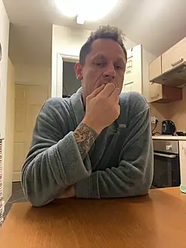 Snapshot of Yourhotboy_42 chatting on February 2025 12:19:01 AM Yourhotboy 42 online show from February 2025 12:19:01 AM