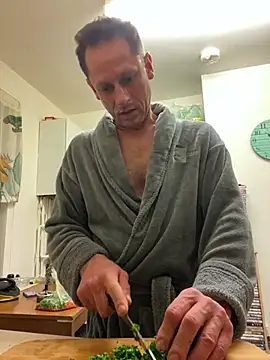 Snapshot of Yourhotboy_42 chatting on March 2025 10:21:02 PM Yourhotboy 42 online show from March 2025 10:21:02 PM