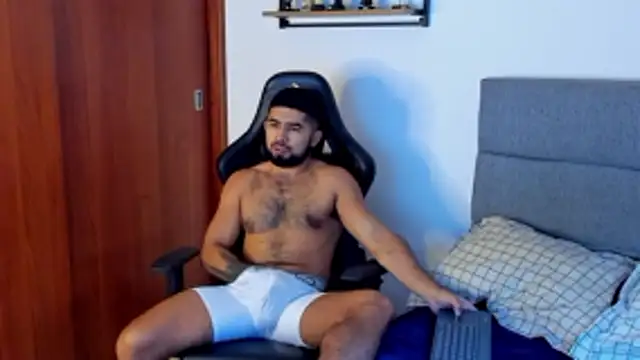 ethaanjones online show from January 2026 08:22:01 PM