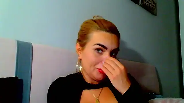 DESIREjenny online show from December 2024 12:05:02 PM