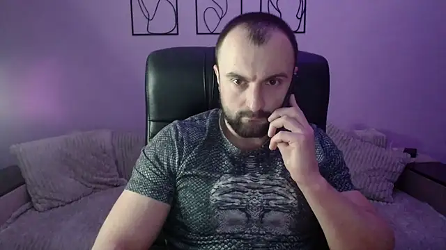 Snapshot of brindlefly6969 chatting on February 2026 01:06:01 PM brindlefly6969 online show from February 2026 01:06:01 PM