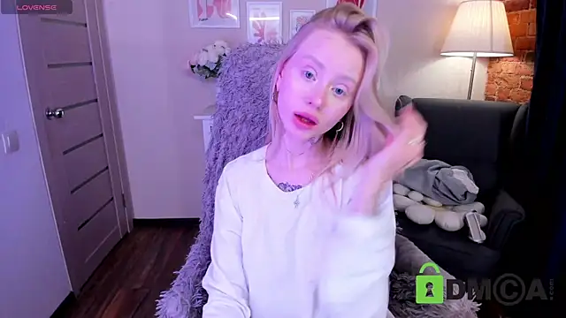 MalenaErnman online show from January 2025 01:21:02 PM