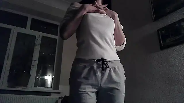 ElizaSwon online show from January 2026 07:11:01 PM