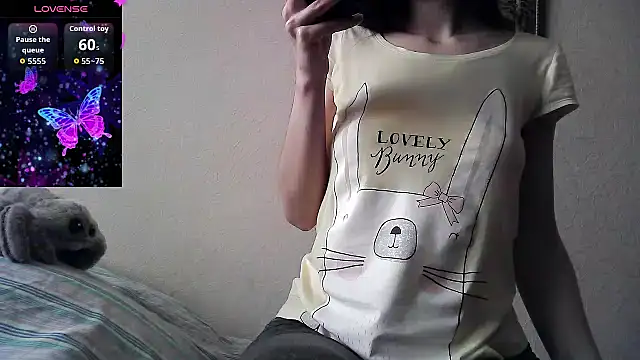 ElizaSwon online show from July 2026 02:12:01 PM