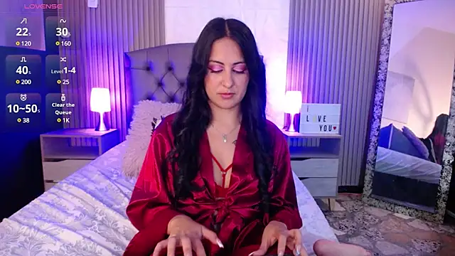 isabella smith  online show from February 2025 04:56:02 PM