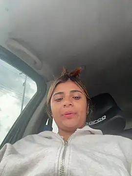 Snapshot of pamell_col chatting on November 2025 07:47:01 PM pamell col online show from November 2025 07:47:01 PM