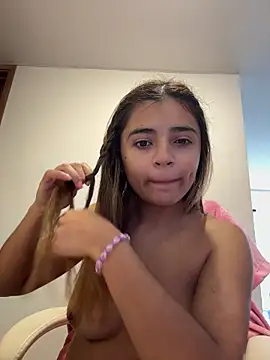 Snapshot of pamell_col chatting on February 2026 01:39:02 PM pamell col online show from February 2026 01:39:02 PM