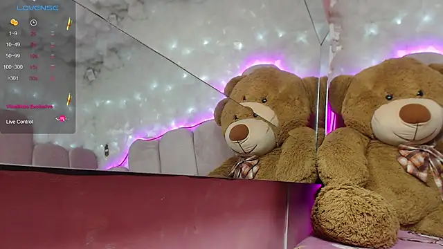 Snapshot of puca_ebony chatting on February 2025 04:18:02 PM puca ebony online show from February 2025 04:18:02 PM