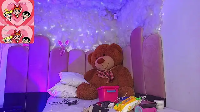 Snapshot of puca_ebony chatting on September 2025 07:41:01 PM puca ebony online show from September 2025 07:41:01 PM