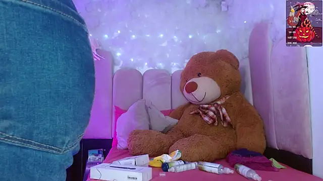 Snapshot of puca_ebony chatting on October 2025 07:49:01 PM puca ebony online show from October 2025 07:49:01 PM