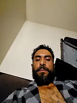 Snapshot of Forbidden_daddy chatting on December 2024 09:33:01 AM Forbidden daddy online show from December 2024 09:33:01 AM