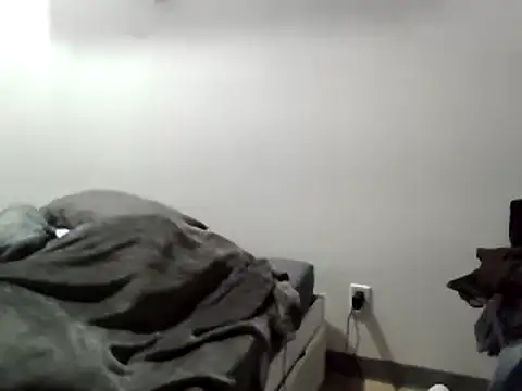 Iliketocooksquirt25 online show from February 2025 05:47:02 PM