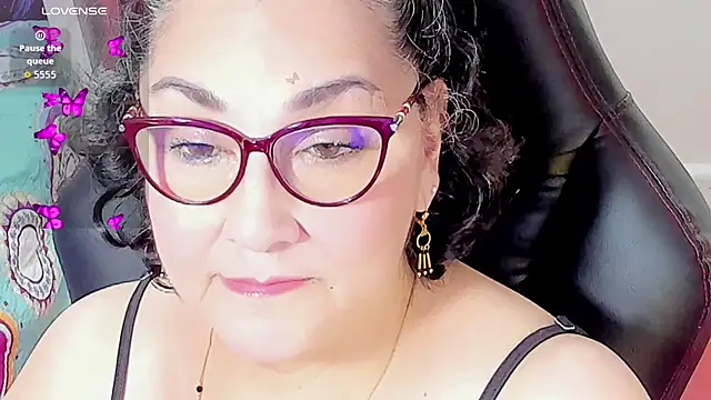 cataleya mom online show from October 2025 03:27:02 AM